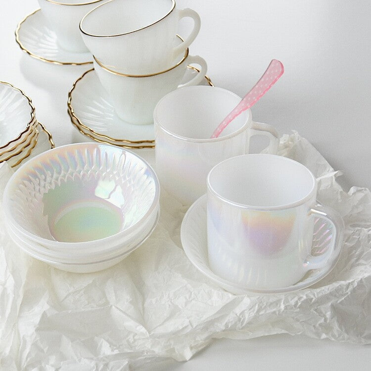 ｜Unexpected Flow｜ Moonglow Milkglass Berry Bowl