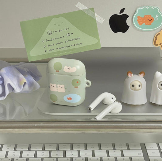 ｜HOOKKA HOOKKA STUDIO｜ Pond Walk Airpods Case
