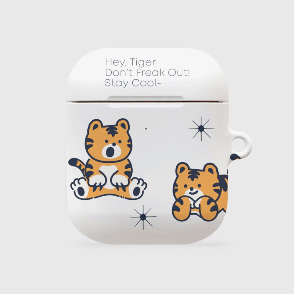 ｜THENINEMALL｜ Pattern Hey Tiger AirPods Hard Case